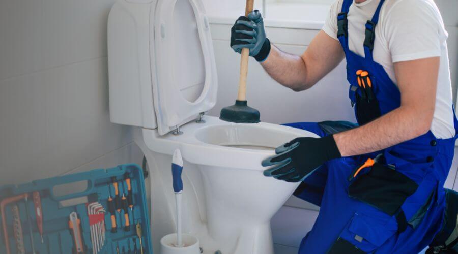 Local annual plumbing maintenance in Henryville, IN